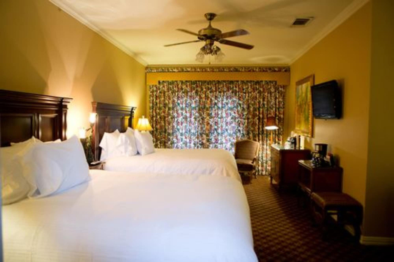 Bedroom 3, The Sanford House Inn & Spa, Arlington