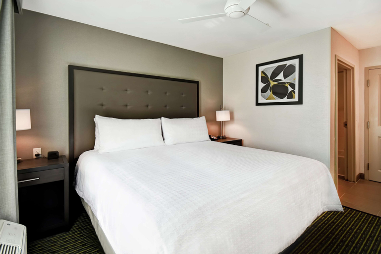 Bedroom 13