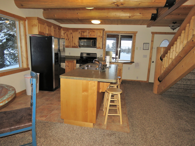 Others 3, The Hideaway Hostel near Yellowstone, Fremont