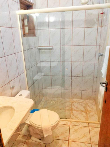 Bathroom 3, Conchas de Paraty, Parati