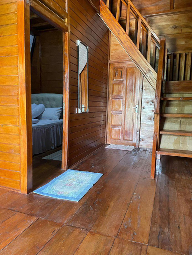 Bedroom 2, Villa Luminor, Karo