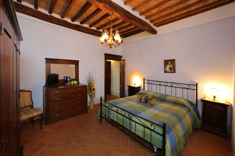 Bedroom 5, Rossellino, Siena