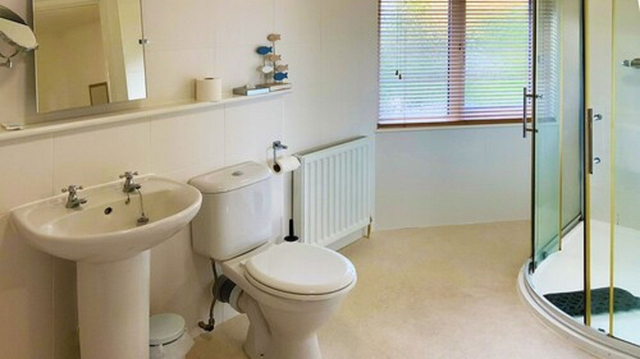 Bathroom 4, Northfield Hotel, Somerset