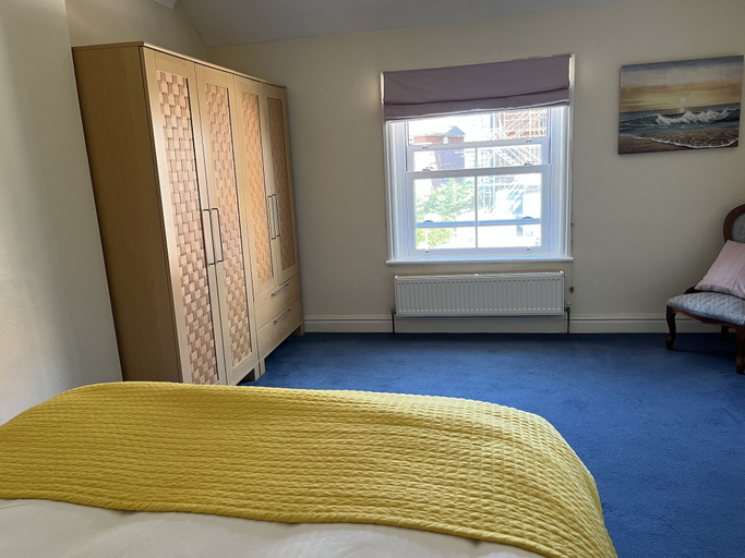 Bedroom 4, Seafront Sheringham 1 bed Apt Sleeps 4 - 1xdog, Norfolk