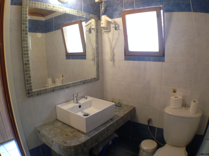 Bathroom 4, Politia Hotel, Ionian Islands