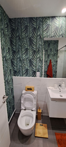 Bathroom 4, The Lennox Abode, Accra