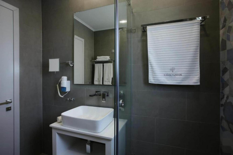 Bathroom 5, Hotel Lagouvardos Village, Peloponnese