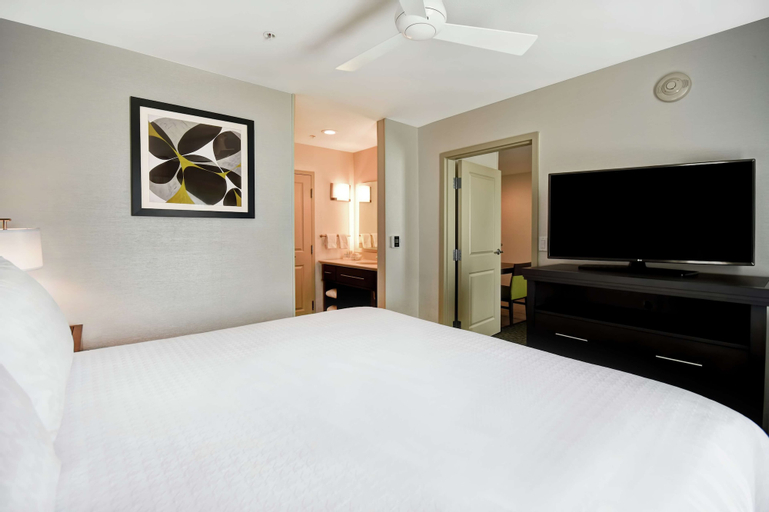 Bedroom 14