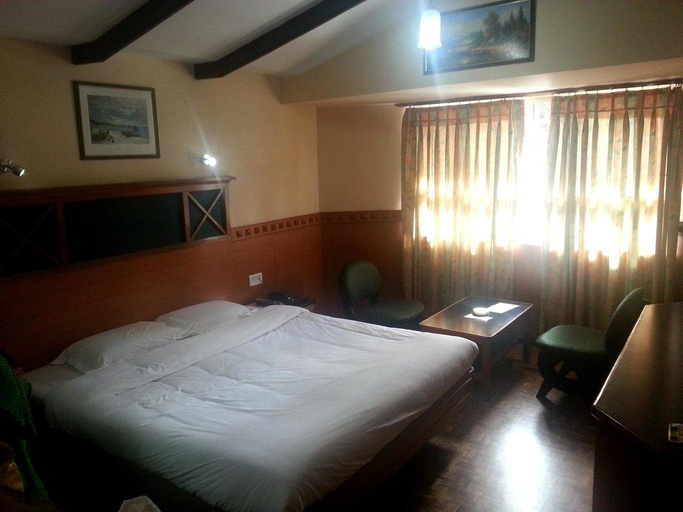 Bedroom 2, Hotel Hilltop Towers, Dindigul