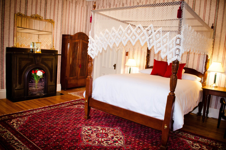 Bedroom 2, Queen Anne Inn, Annapolis