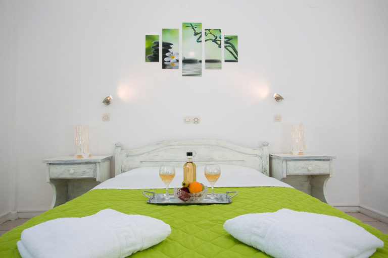 Bedroom 4, Hotel Stella, South Aegean