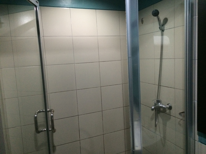 Bathroom 5
