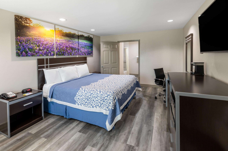 Bedroom 6