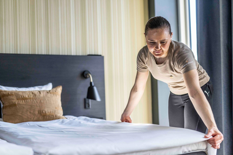 Bedroom 4, Aalborg Airport Hotel, Aalborg