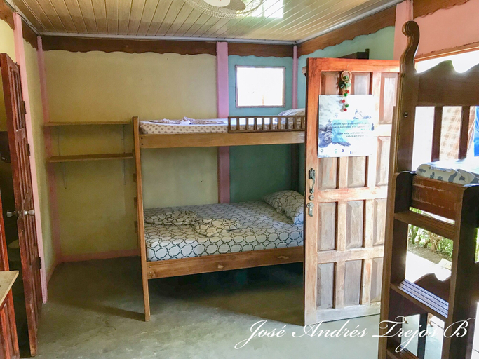 Bedroom 2, Cabinas Manawada, Golfito
