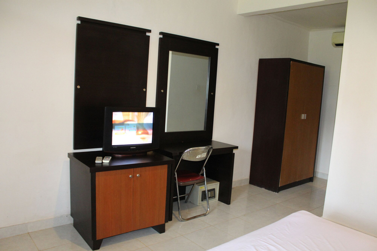 Bedroom 30