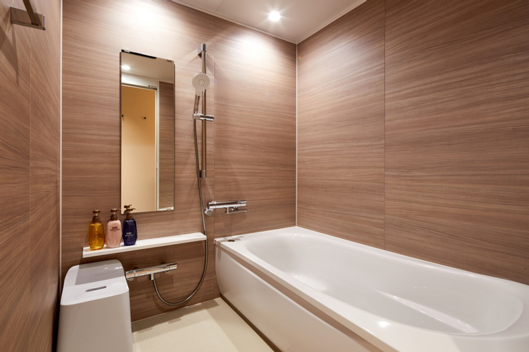 Bathroom 17