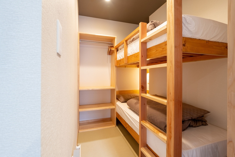 Bedroom 3, Tanuki Luxury Apartments, Nozawaonsen