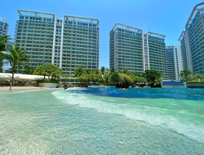Azure Urban Resort by Adam's Crib, Parañaque