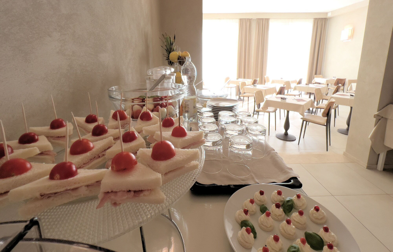 Food & Drinks 5, Hotel Cecina Beach, Livorno