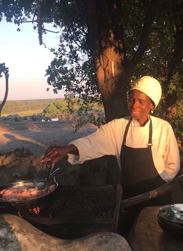 Food & Drinks 5, Meno A Kwena, Lethlakane