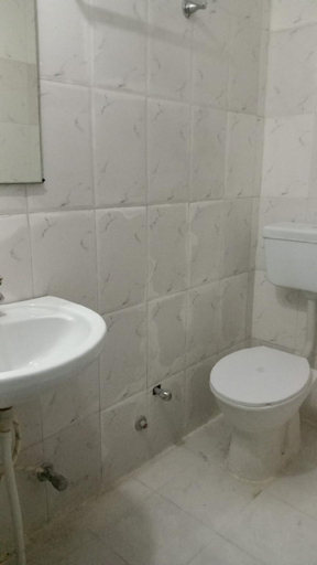 Bathroom 4, Hotel Peacock Holiday Resort, Ajmer