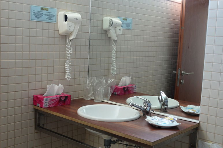 Bathroom 4, Hotel Sao Sebastiao de Boliqueime, Loulé