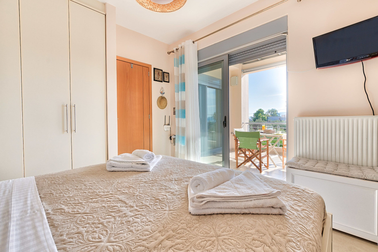 Bedroom 2, Elegant Maisonette Garden near Beach, Attica
