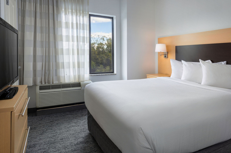 Bedroom 21