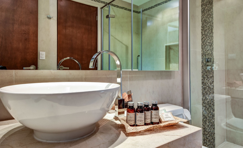 Bathroom 3, Dulce Vida 1 Bedroom apartment sleeps 3, Cozumel