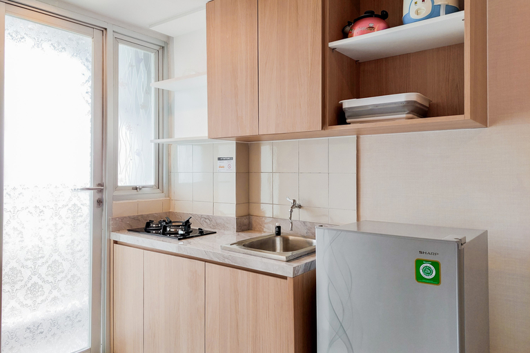 Others 3, Homey and Tidy Studio at Bintaro Park View Apartment By Travelio, Jakarta Selatan