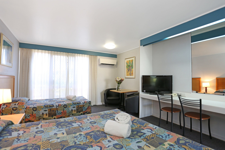 Bedroom 13