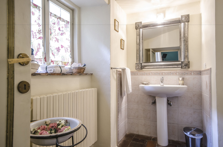 Bathroom 2, B&B La Bohème, Lucca