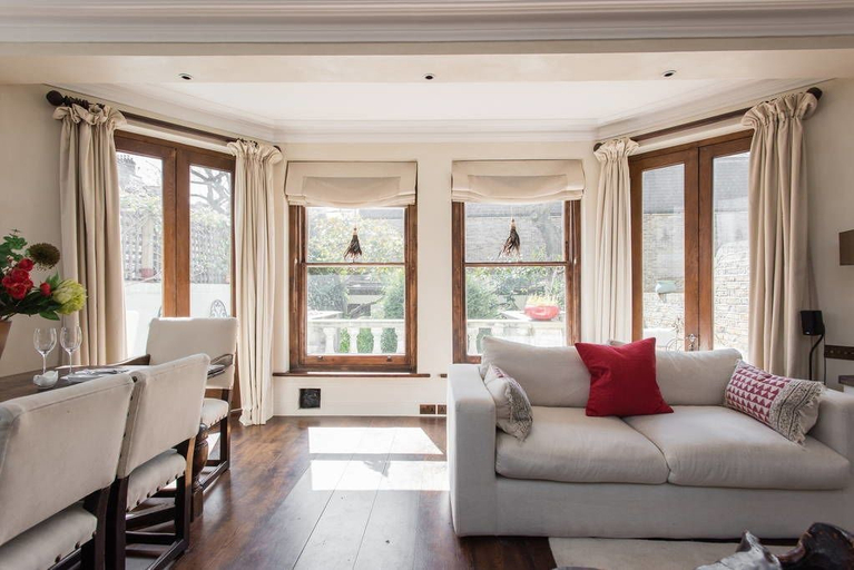 Others 4, Chelsea Luxury Dream with garden, London