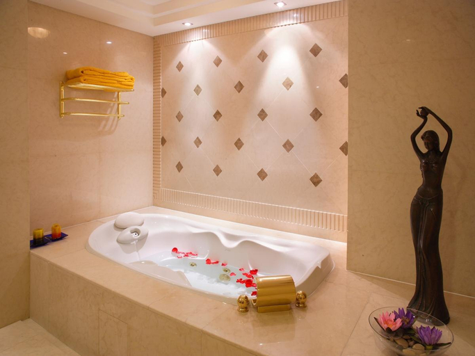 Bathroom 3, Dongying Dongsheng Hotel, Dongying
