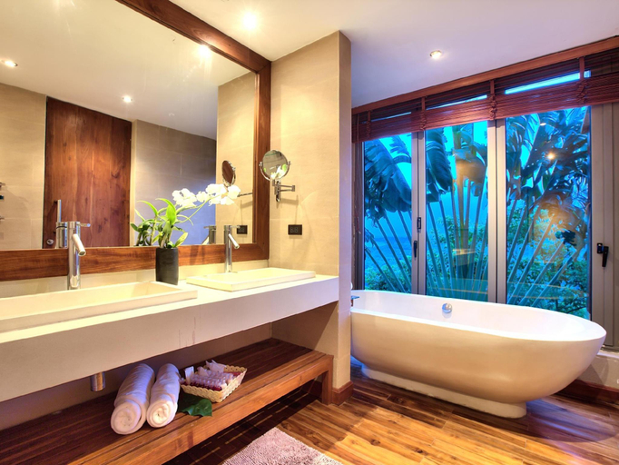 Bathroom, Baan Grand Vista, Ko Samui