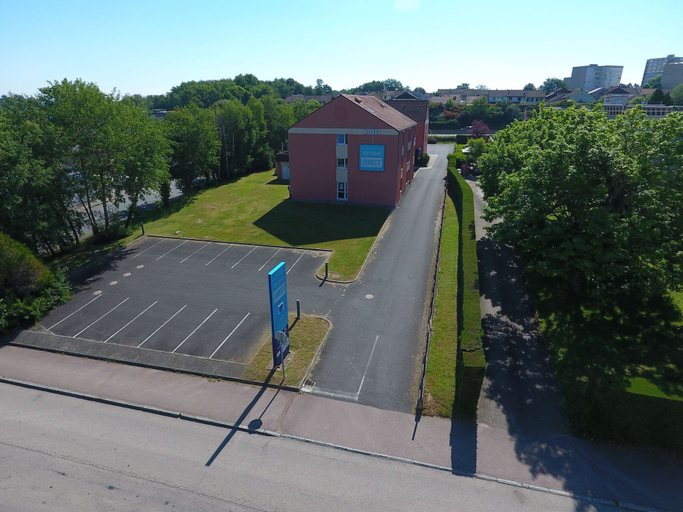 Exterior & Views 2, Kyriad Direct Limoges Nord, Haute-Vienne