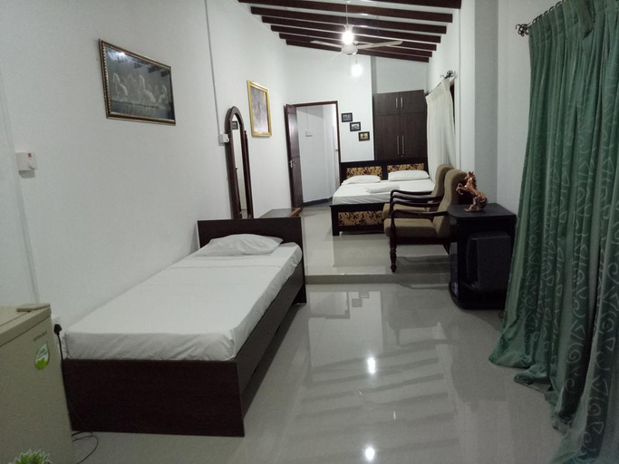Bedroom 2, Nelinsa Residence, K.F.G. & G. Korale