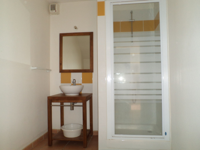 Bathroom 5, Courbaril Village, Les Trois-Îlets