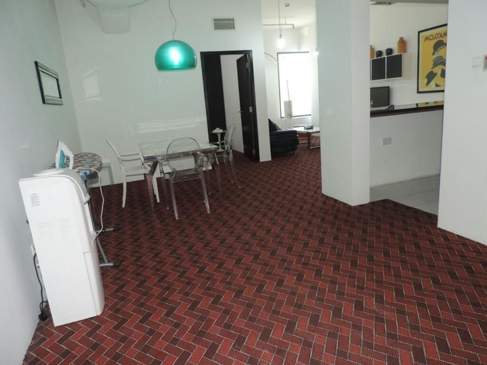 Others 5, Seef Loft, Manama