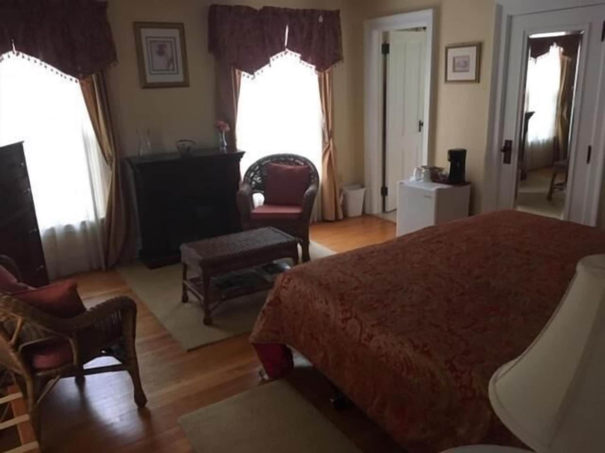 Bedroom 2, Four Creeks Bed & Breakfast, Erie