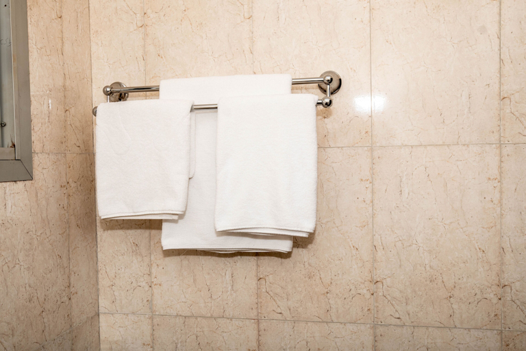 Bathroom 3, ISIS HOTEL, Mfoundi