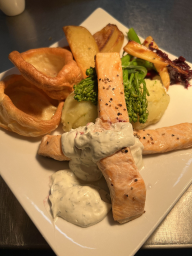 Food & Drinks 5, Riverside Inn, Lincolnshire