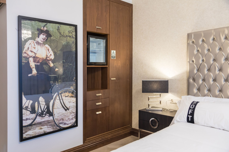 Bedroom 2, Casual Belle Epoque Lisboa Hotel by Casual Hoteles, Lisbon