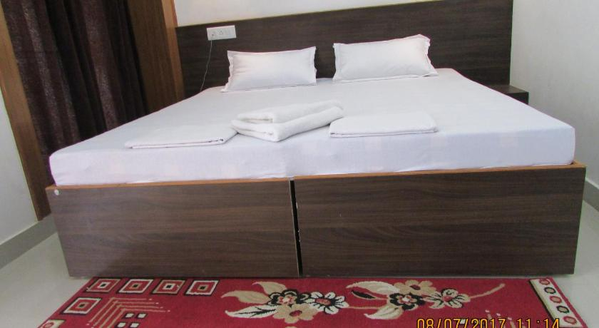 Bedroom 2, Hotel Vrindavan, Agra