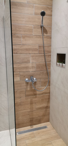 Bathroom 4, La Casa