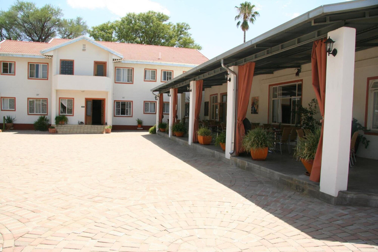 Exterior & Views 2, Omaruru Guesthouse, Omaruru