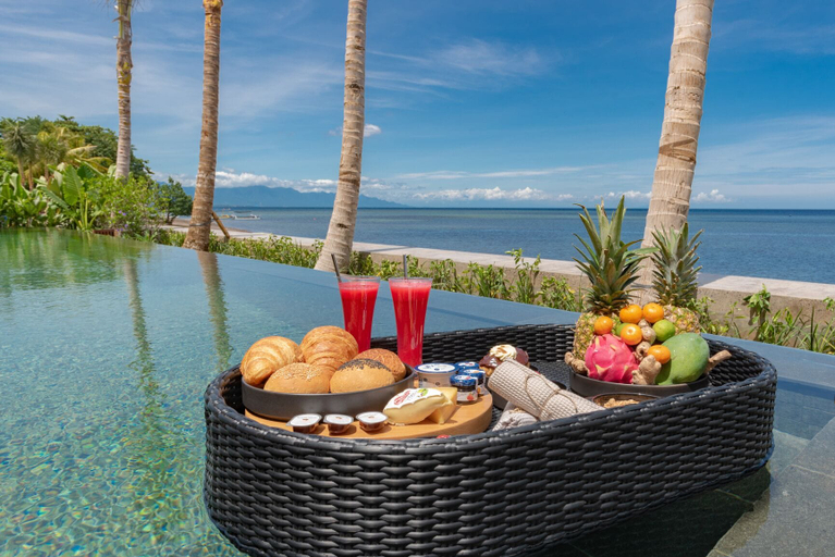 Food & Drinks 5, Sea View Beach Estate, Buleleng