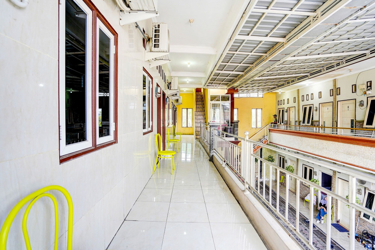 Others 5, OYO 91795 Kos Jeehel Syariah, Sidoarjo