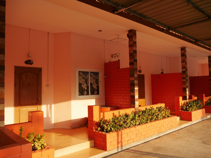 Others 4, Ploy Resort, Muang Buri Ram